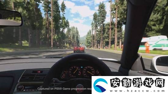 GT賽車免費(fèi)試玩版12.6上線！18輛經(jīng)典車型