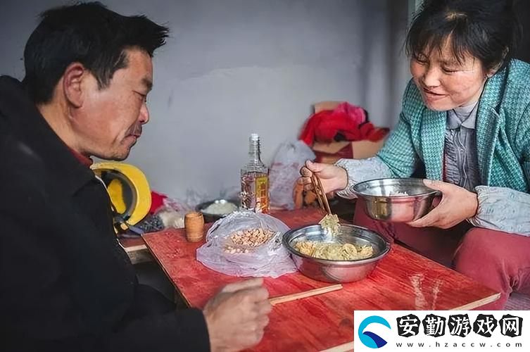 我被9個建筑工人抬到茶幾上最新動態(tài)