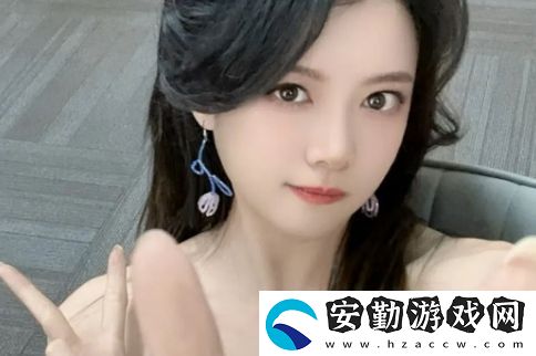 駱歆回應(yīng)年收入才16萬