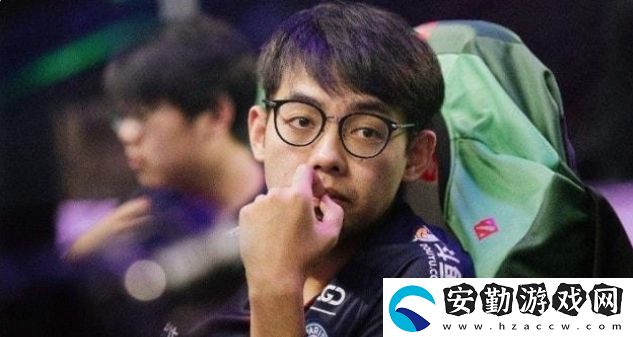 超哥表示自己配不上歷史十大中單選手
