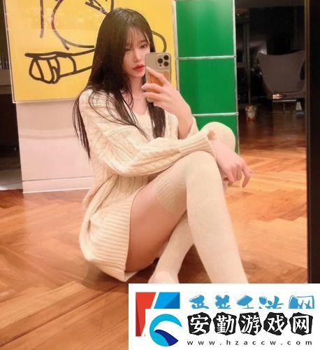 15少蘿羞羞開腿白絲