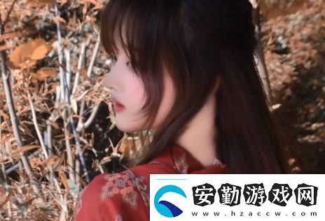 00后美女古風(fēng)美照十里紅妝太吸睛云想衣裳花想容